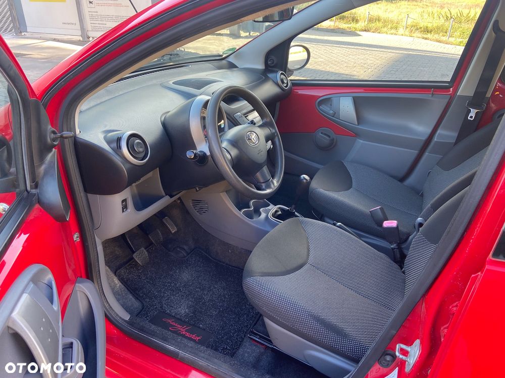Toyota Aygo 1.0 VVT-i Sol - 13