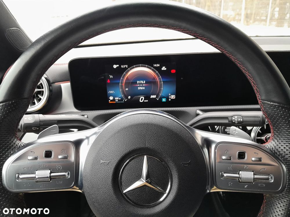 Mercedes-Benz CLA 200 d AMG Line 8G-DCT - 13