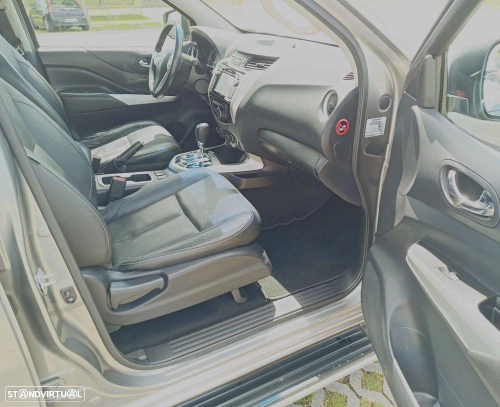 Nissan Navara 2.3 dCi CD 4WD Tekna AT - 17