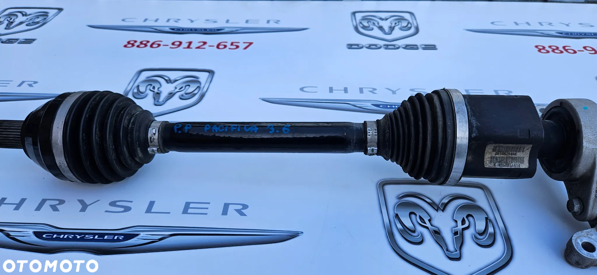 Chrysler Pacifica 2016- 3.6 V6 Półoś przód prawy Półoś przednia prawa Długa Przegub 05106254AE - 3