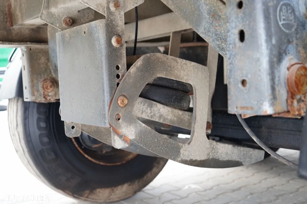 Zaslaw WYWROTKA  25 m3 / STALOWA / RYNNA / OŚ PODNOSZONA - 15