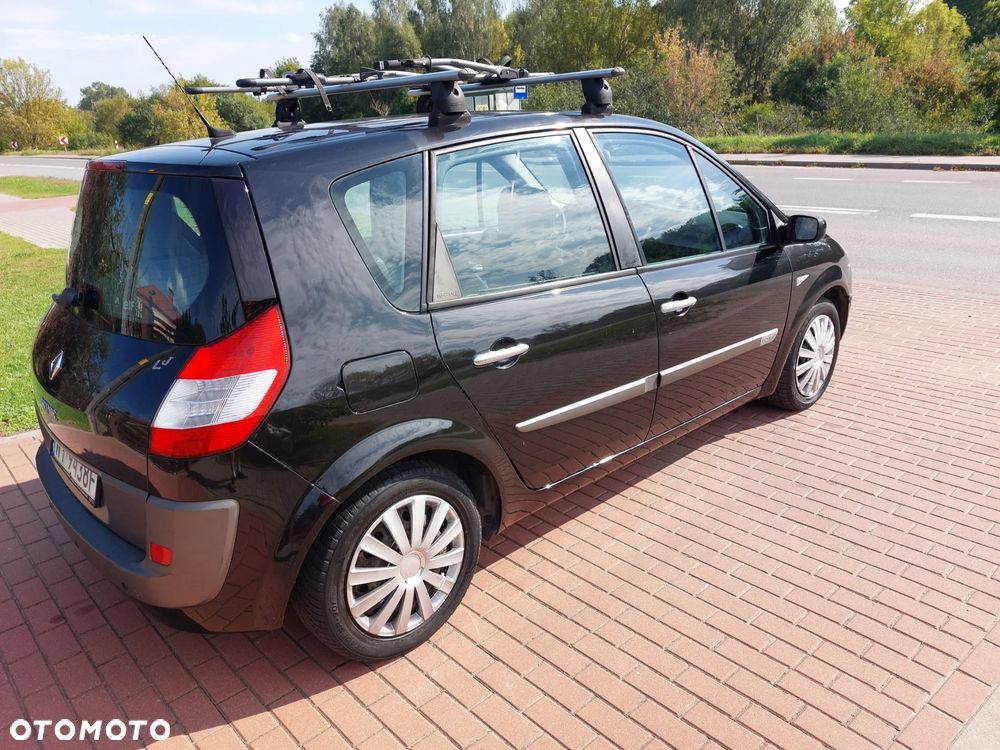 Renault Scenic 1.6 16V Confort Authentique - 4