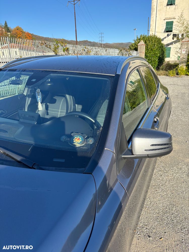 Mercedes-Benz GLA 220 d 7G-DCT - 10