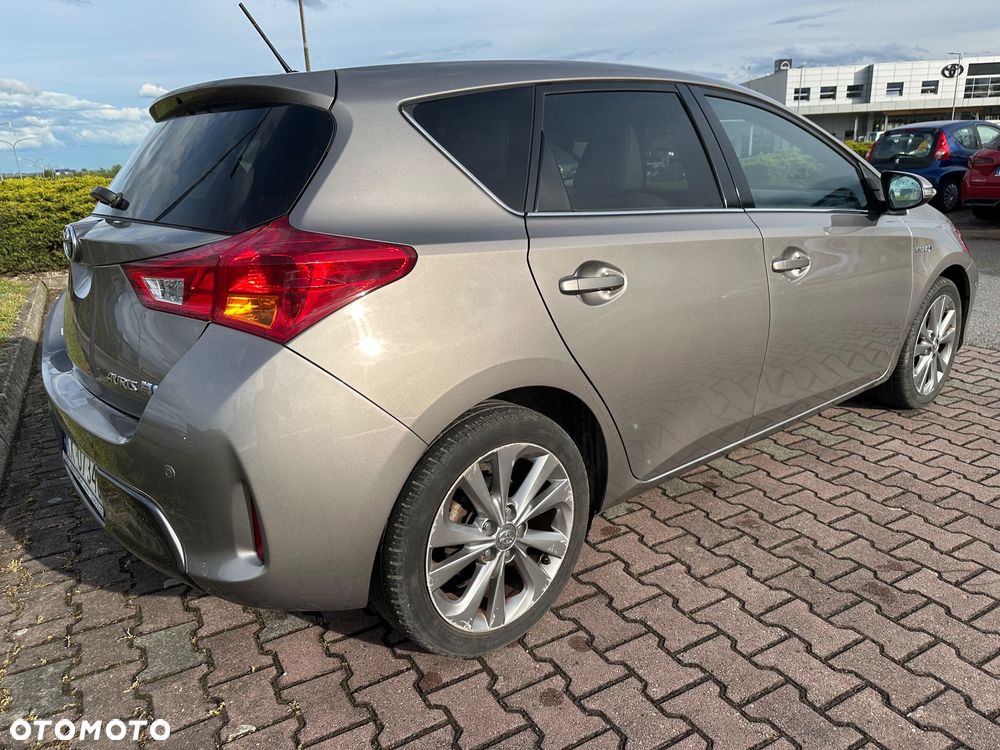 Toyota Auris - 15