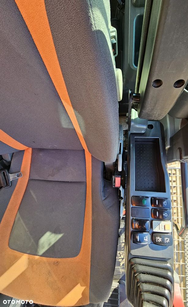 Doosan DX235LC-5 - 10