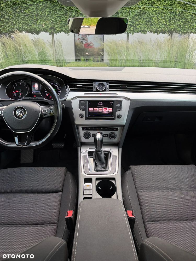Volkswagen Passat 1.8 TSI (BlueMotion Technology) DSG Comfortline - 31