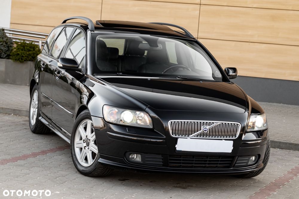 Volvo V50 - 1