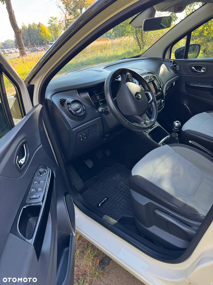 Renault Captur - 12