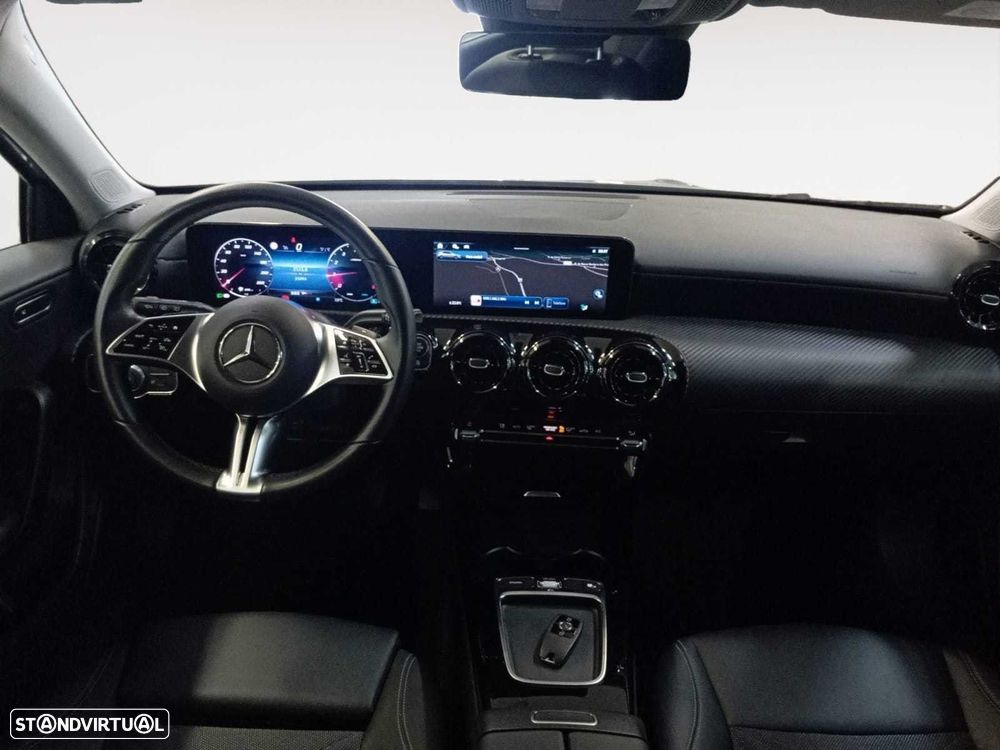 Mercedes-Benz A 200 - 12