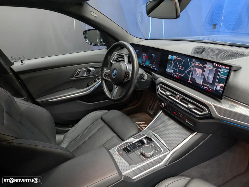 BMW 320 e Pack Desportivo M Auto - 16