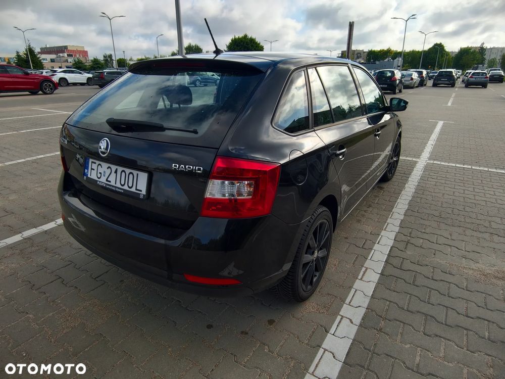 Skoda RAPID Spb 1.4 TDI DPF Style DSG - 5