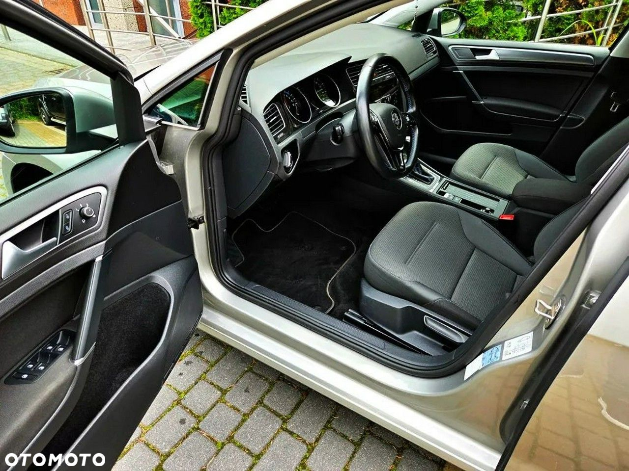 Volkswagen Golf e-Golf - 7