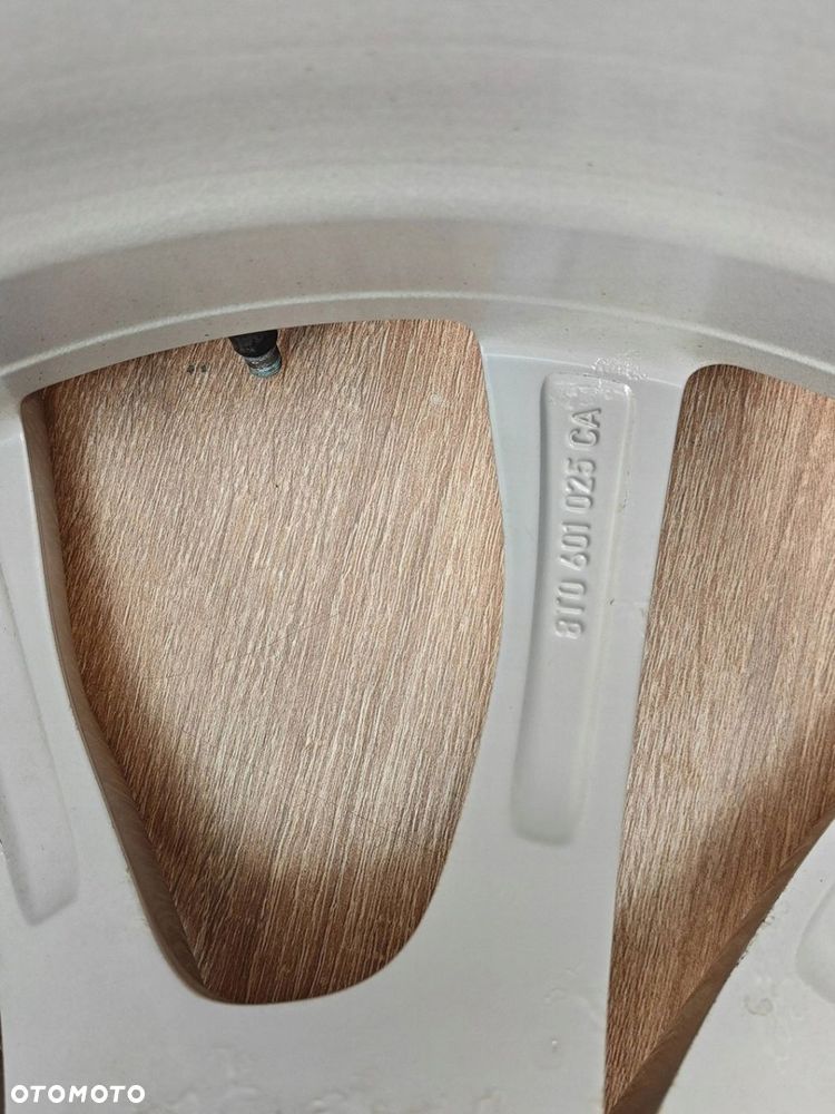 FELGI ALUMINIOWE 18" AUDI A5 8T 8,5Jx18 ET29 - 8