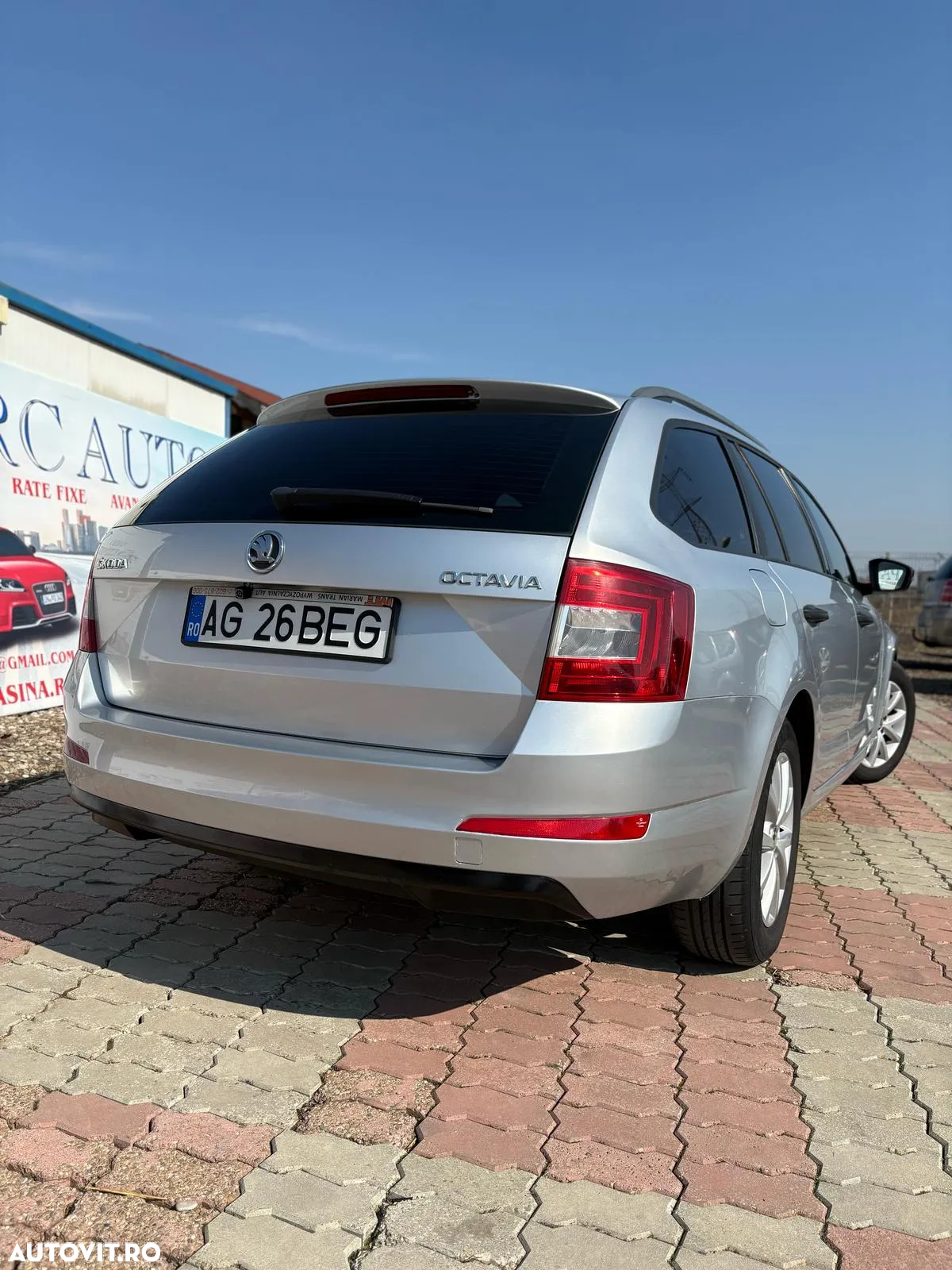 Skoda Octavia 1.6 TDI Ambiente - 18