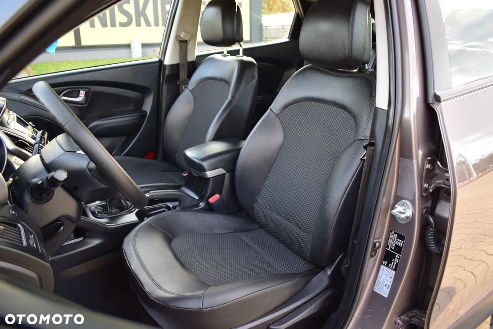 Hyundai ix35 1.7 CRDi 2WD blue Comfort - 16