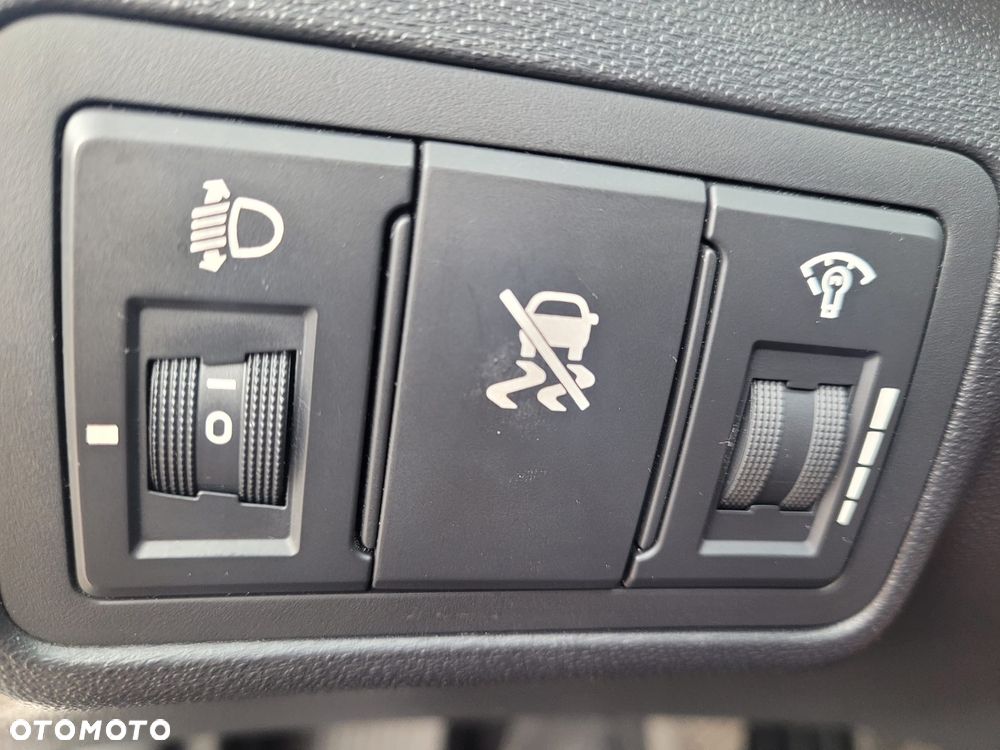 Hyundai i30 1.6 CRDi Classic + - 10