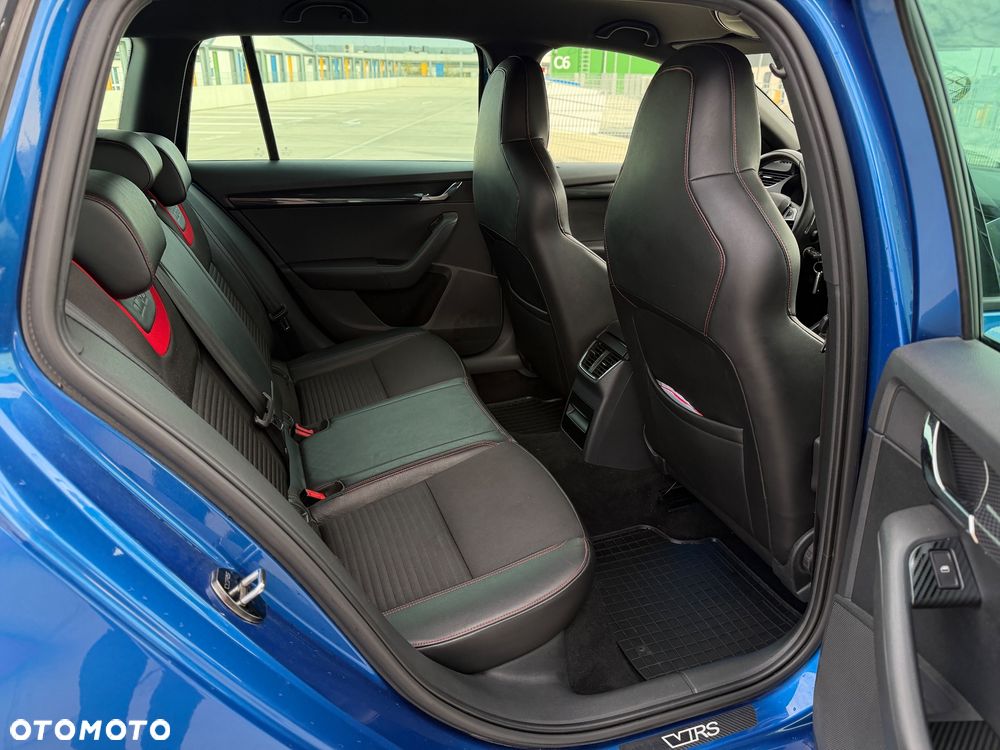 Skoda Octavia 2.0 TSI RS DSG - 20