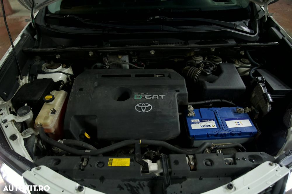 Toyota RAV4 2.2 D-4CAT 4WD Aut Executive - 15