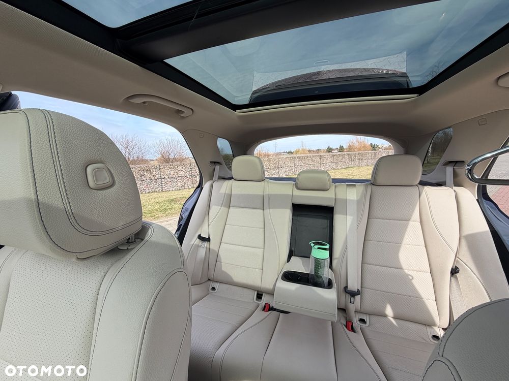 Mercedes-Benz GLE - 25