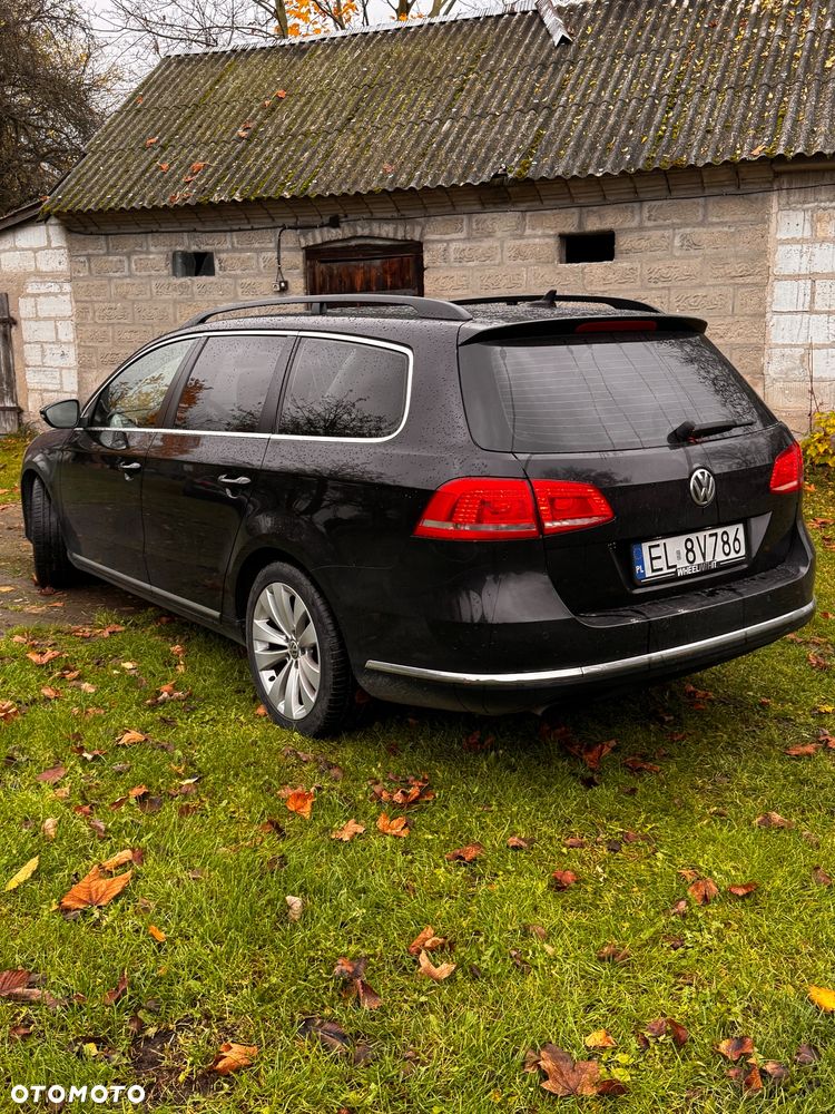 Volkswagen Passat 2.0 TDI Comfortline DSG - 6