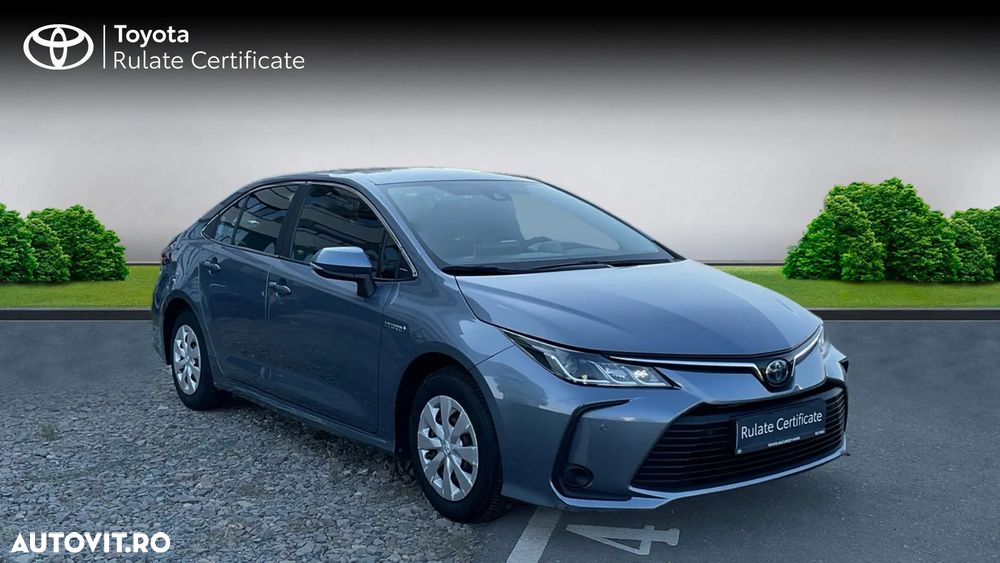 Toyota Corolla Sedan 1.8 HSD Business - 14
