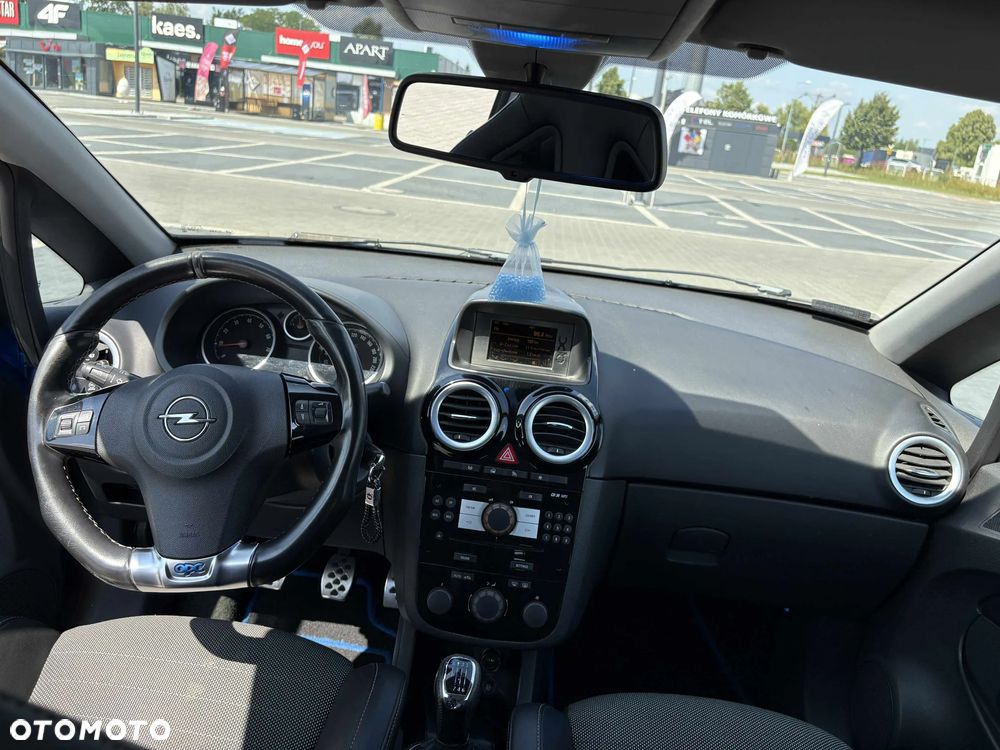 Opel Corsa 1.6T OPC - 18
