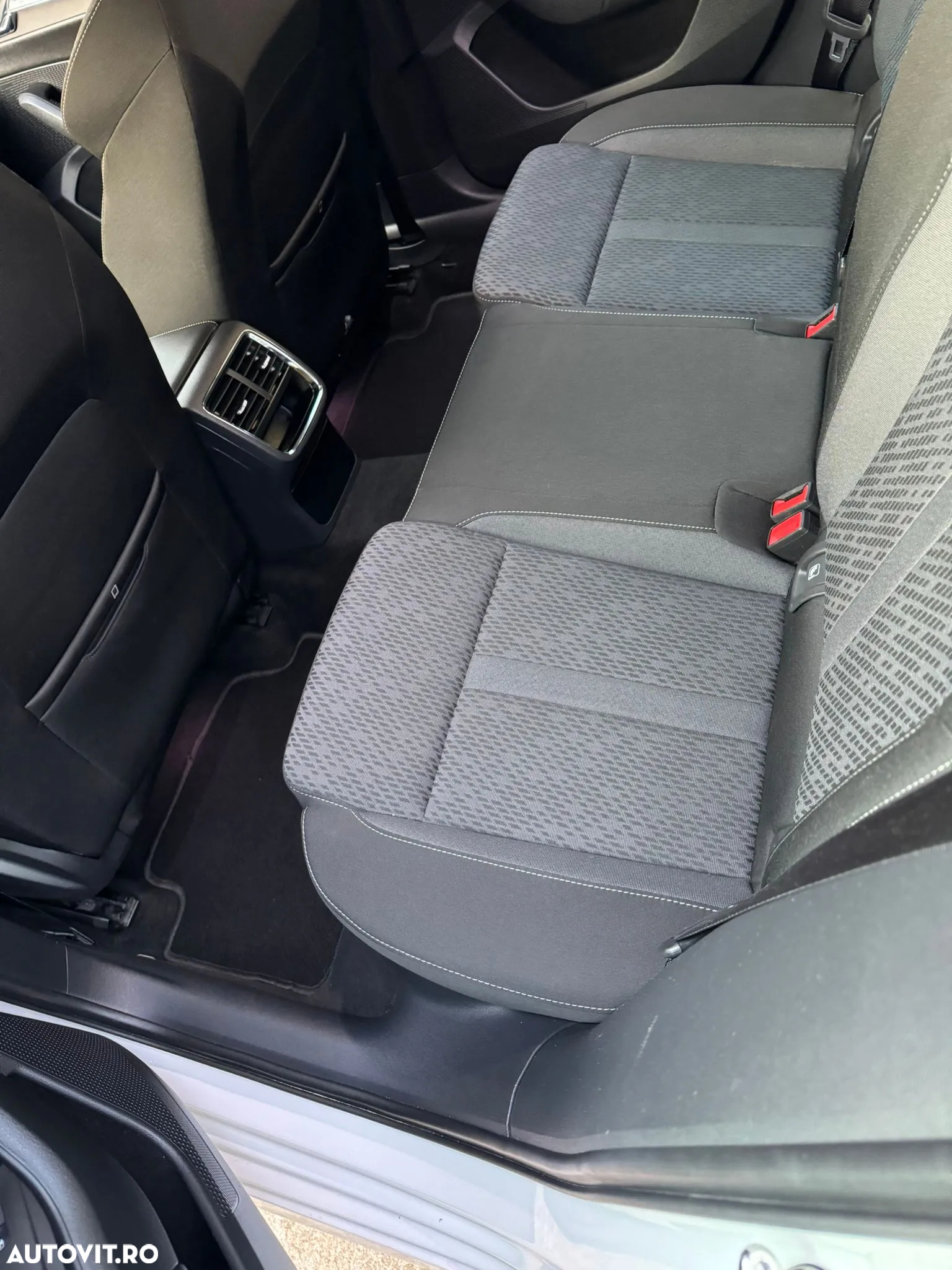 Skoda Octavia 2.0 TDI DSG Style - 9