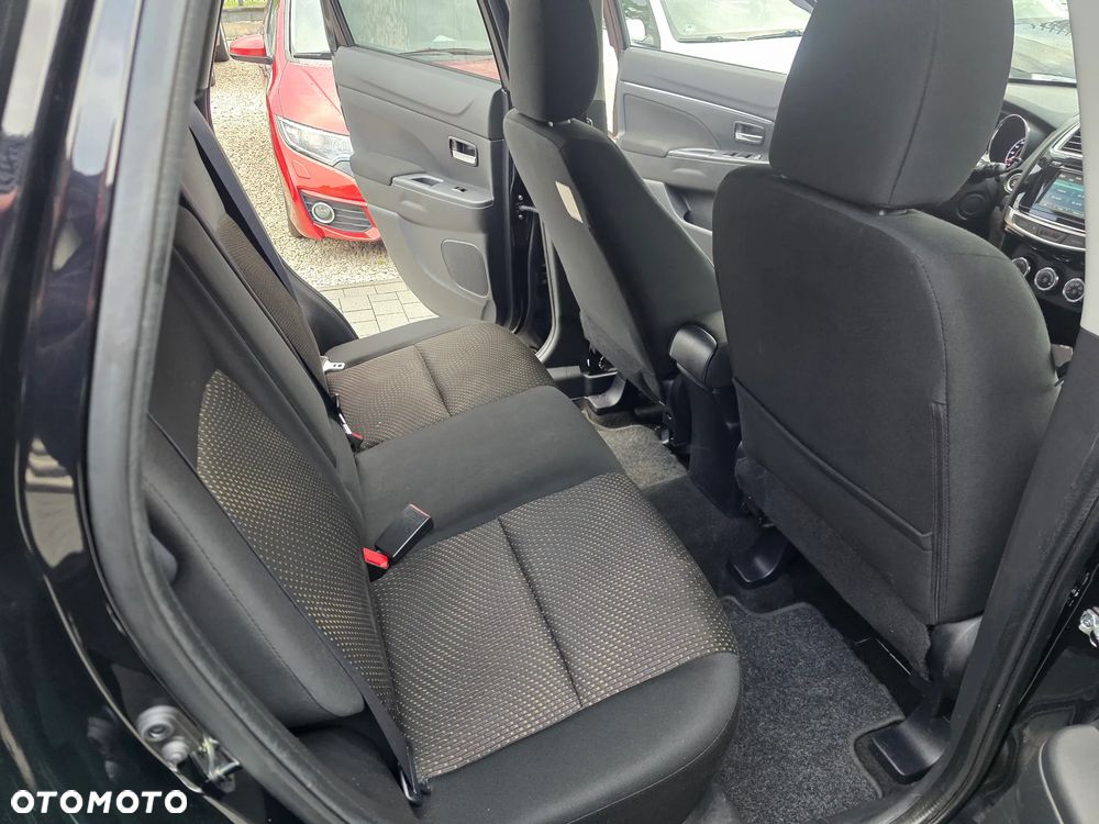 Mitsubishi ASX 1.6 2WD Diamant Edition - 12