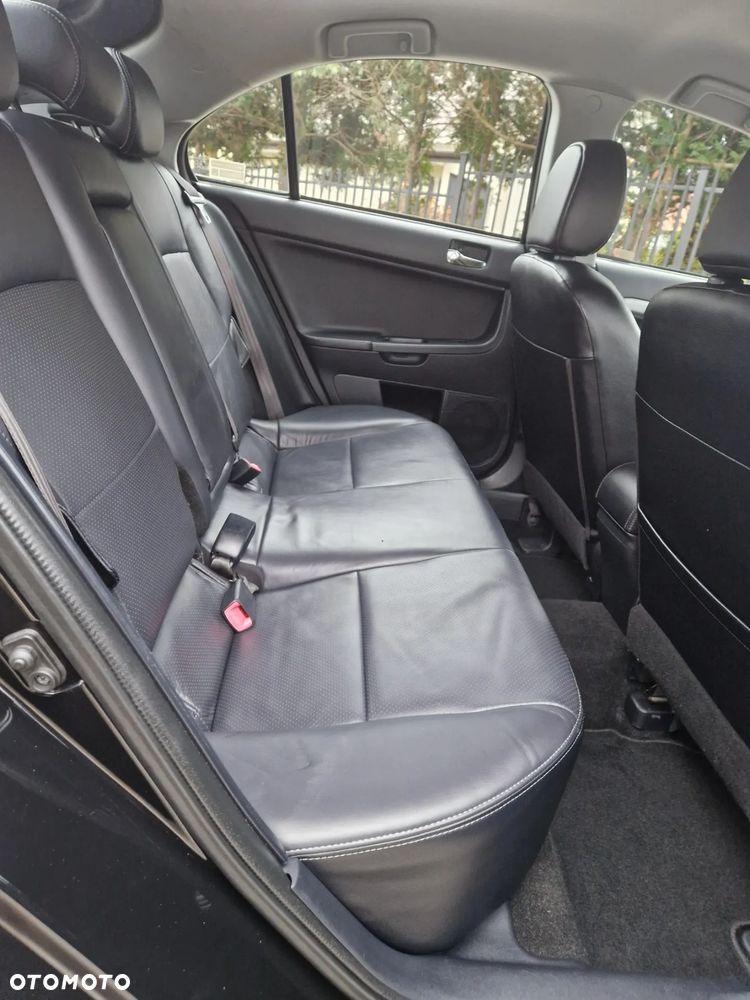 Mitsubishi Lancer Sportback 1.6 ClearTec Top - 11