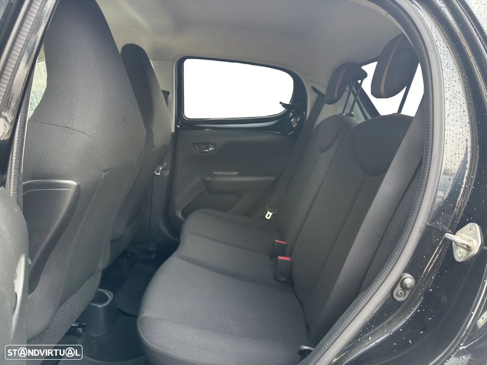 Peugeot 108 1.0 VTi Allure ETG5 - 11