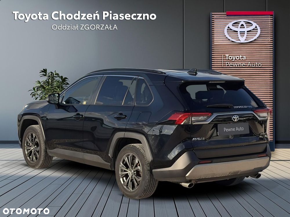 Toyota RAV4 - 4