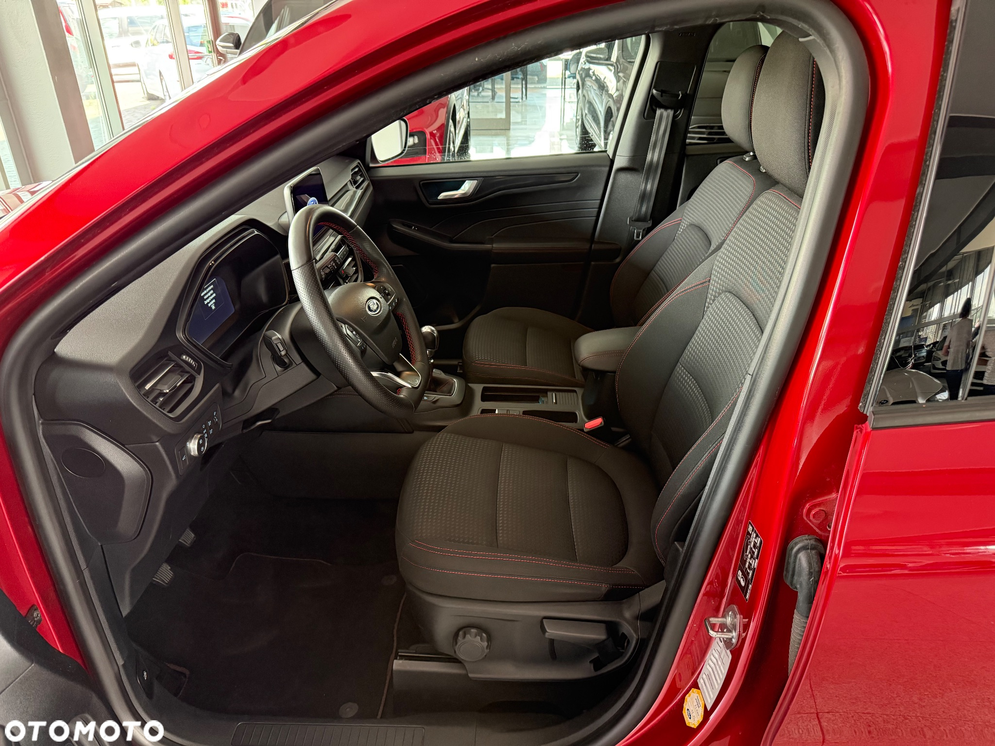 Ford Kuga 1.5 EcoBoost FWD ST-Line - 16