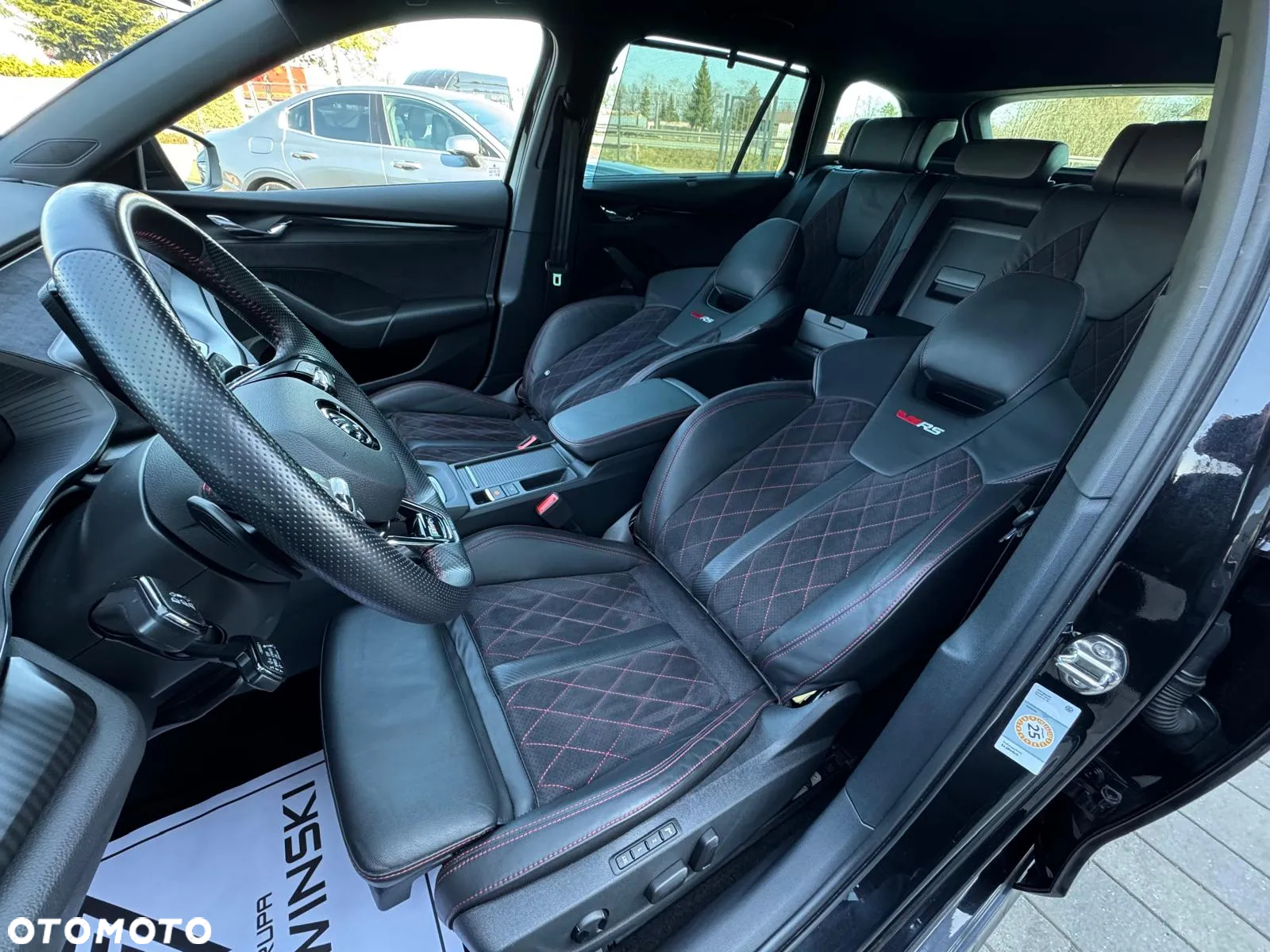 Skoda Octavia 2.0 TDI DSG 4x4 RS Plus - 17