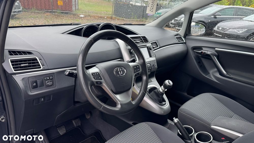 Toyota Verso 1.8 7-Sitzer Executive - 29