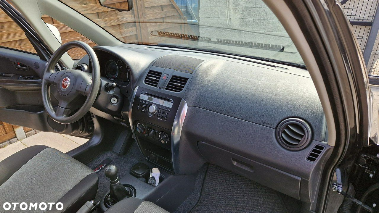 Fiat Sedici - 18