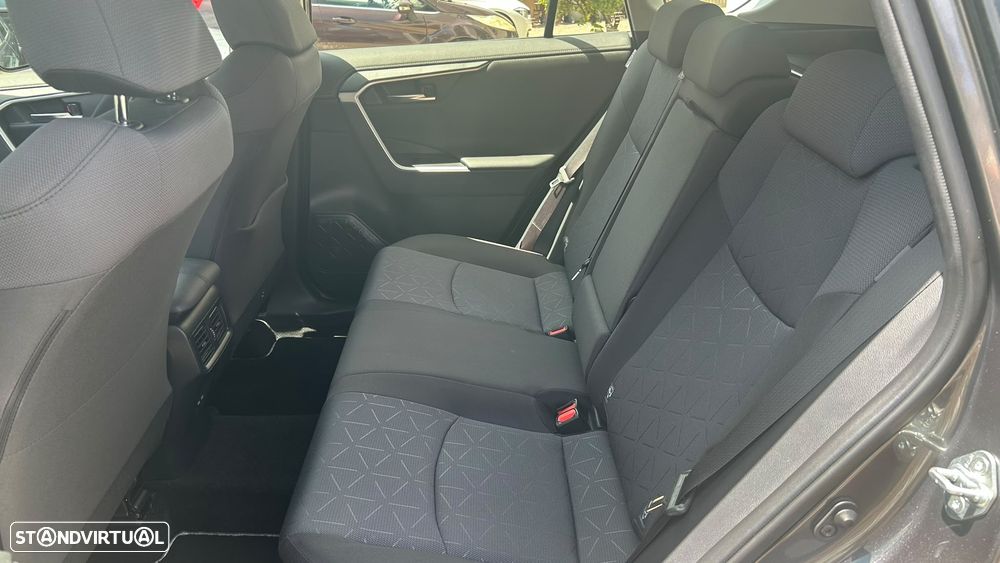 Toyota RAV4 2.5 HDF Comfort - 15