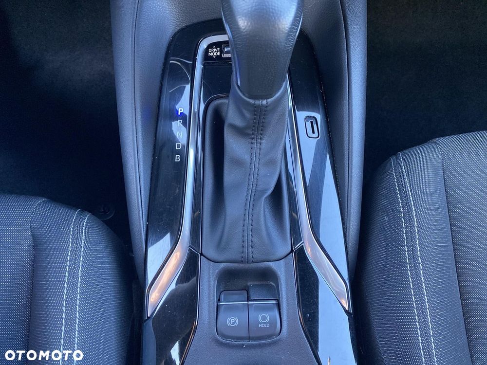 Toyota Corolla 1.8 Hybrid Comfort - 25