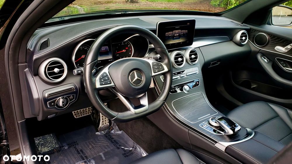 Mercedes-Benz Klasa C 300 7G-TRONIC AMG Line - 13
