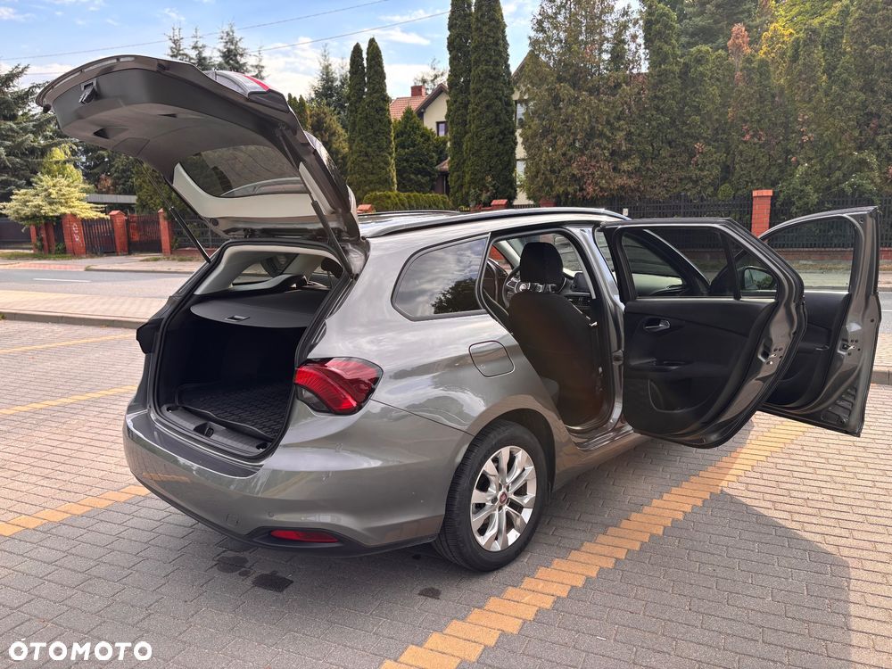 Fiat Tipo 1.4 16v Lounge EU6d - 18