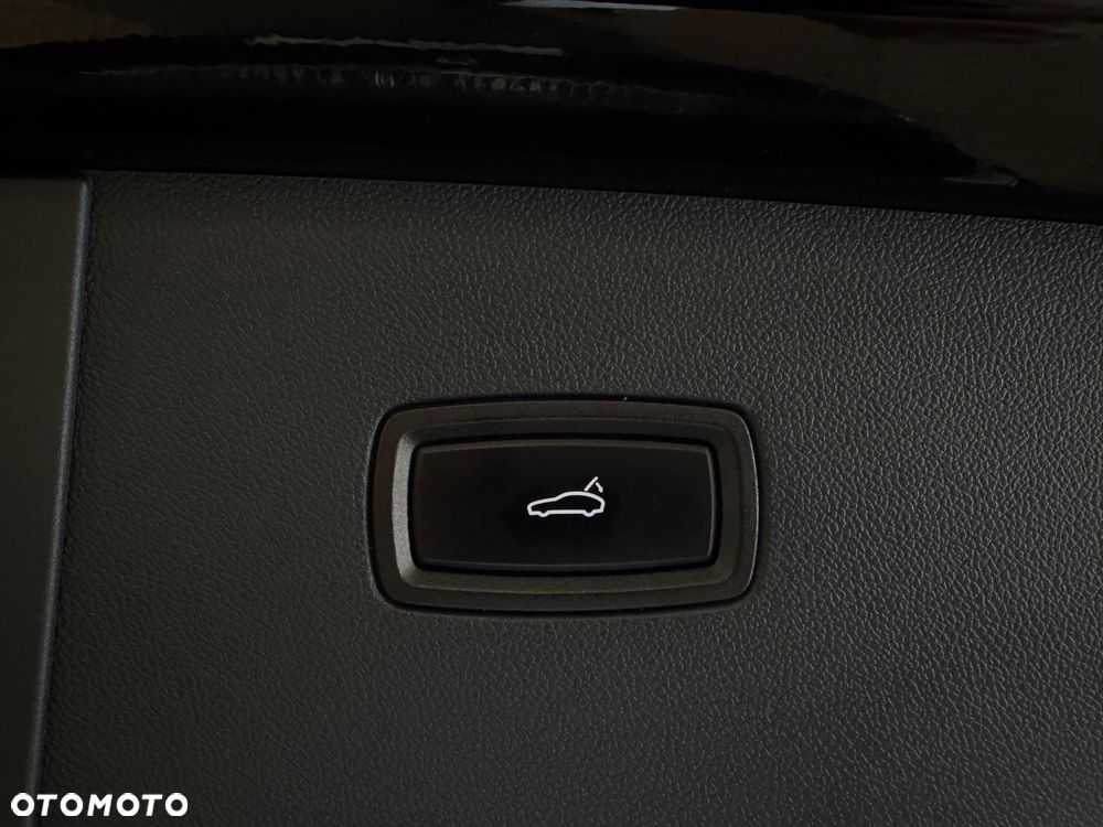 Porsche Cayenne - 28