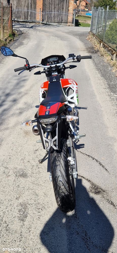 Aprilia SX - 4