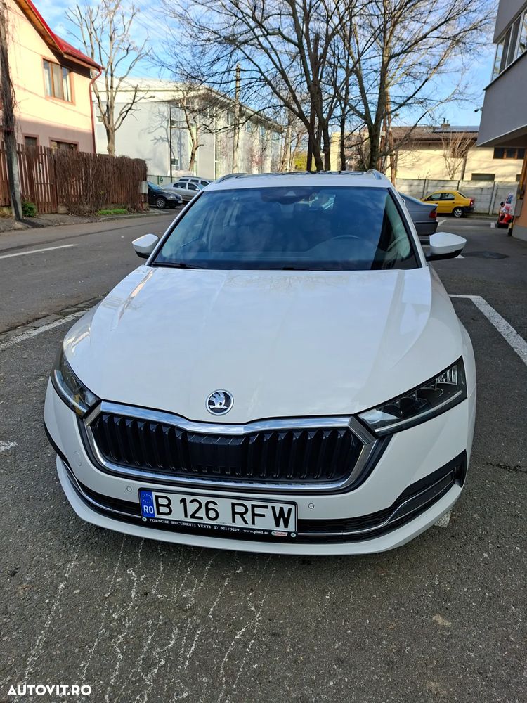Skoda Octavia 2.0 TDI STYLE DSG - 1
