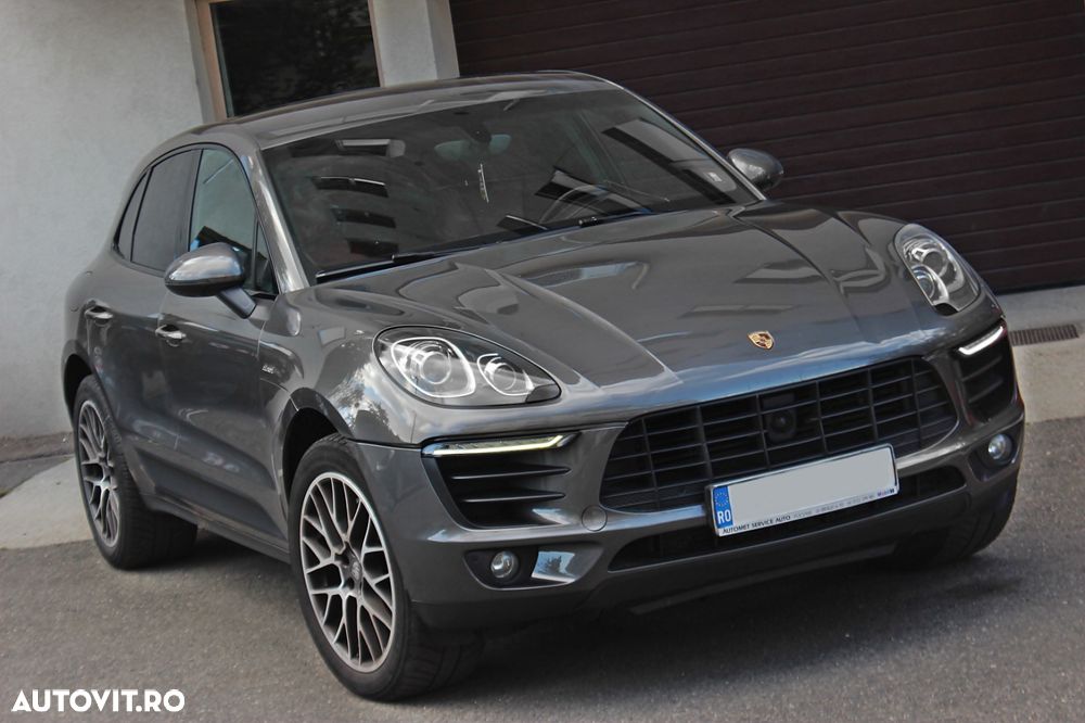 Porsche Macan - 1