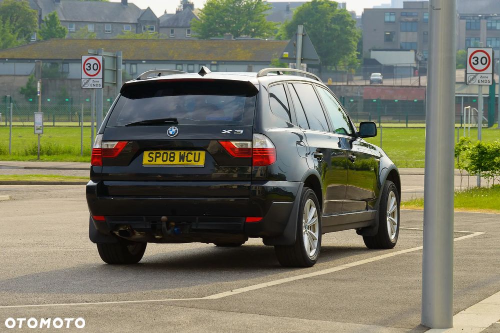 BMW X3 2.0d - 8