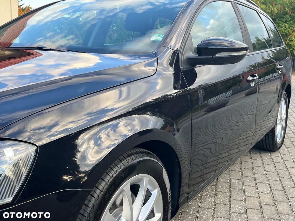 Volkswagen Passat 2.0 TDI DPF Highline - 29