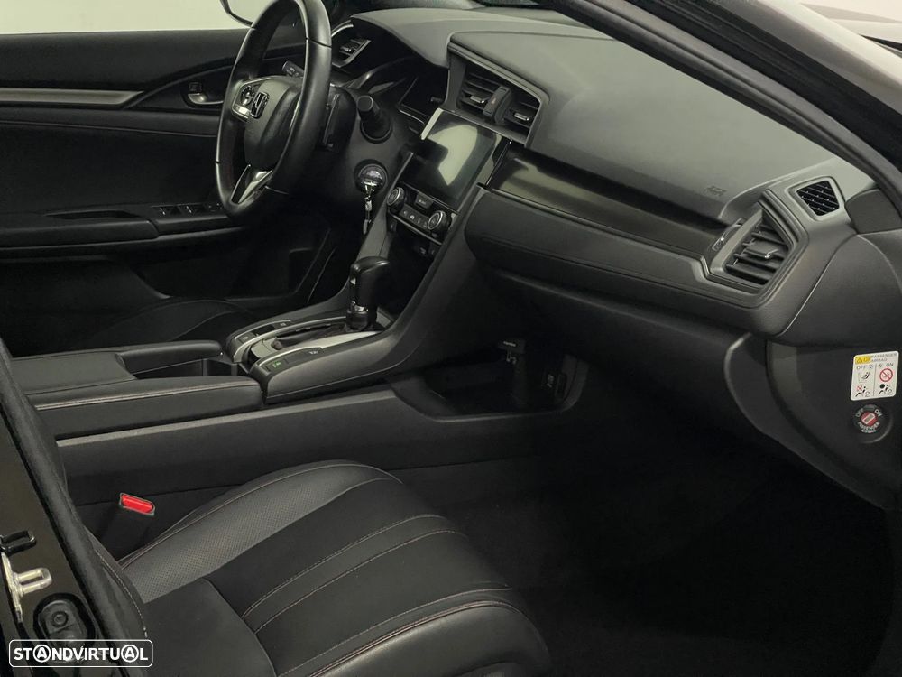 Honda Civic 1.0 i-VTEC Executive CVT - 21