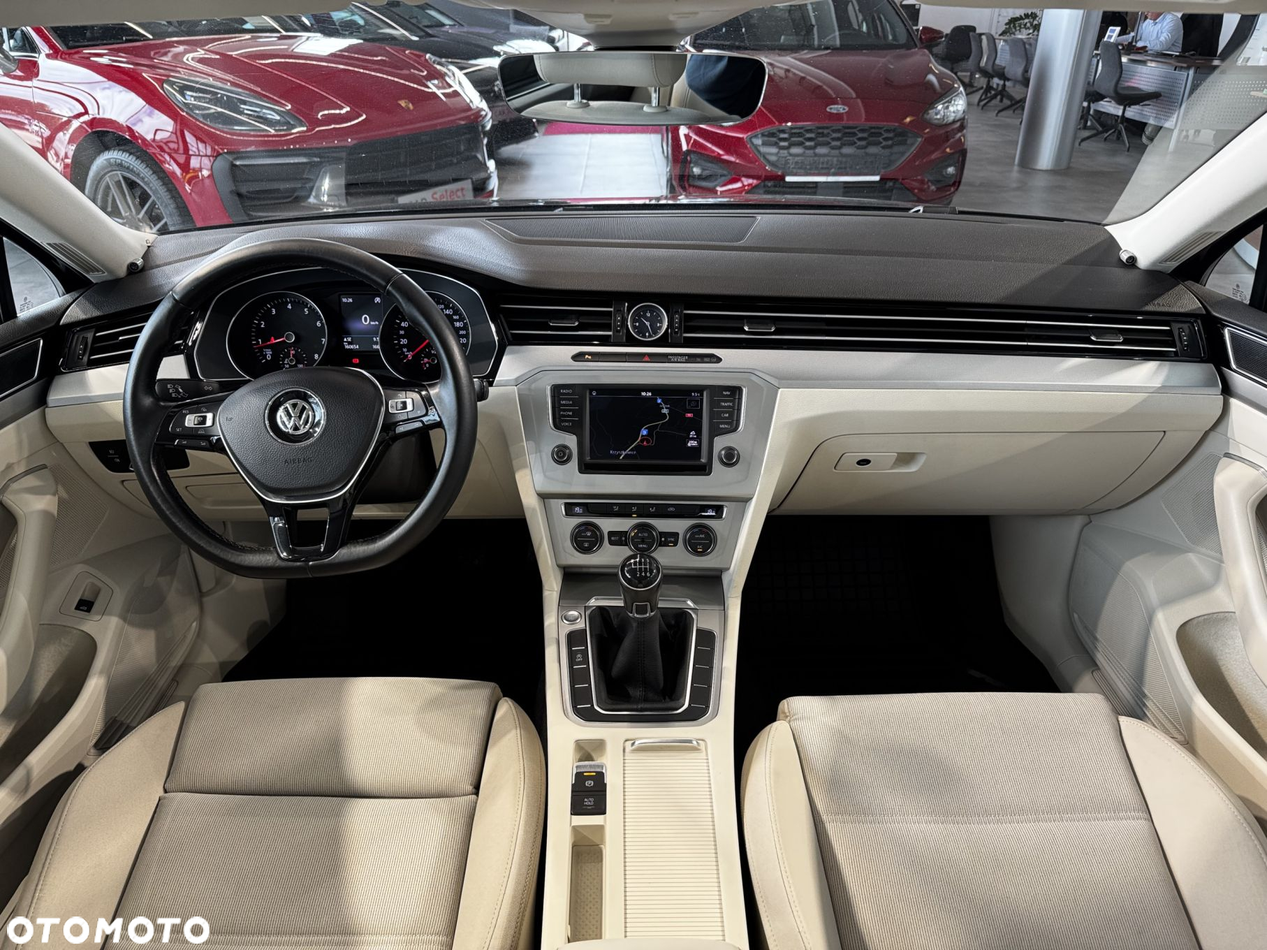 Volkswagen Passat - 18