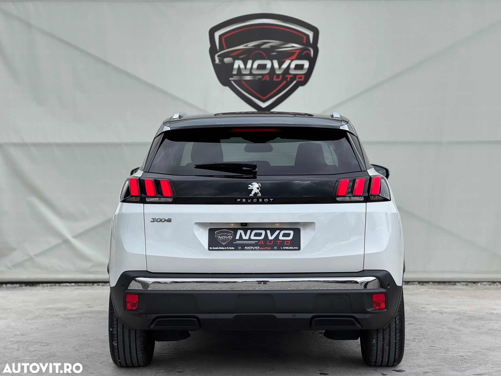 Peugeot 3008 BlueHDi 130 Stop & Start EAT8 Roadtrip - 35