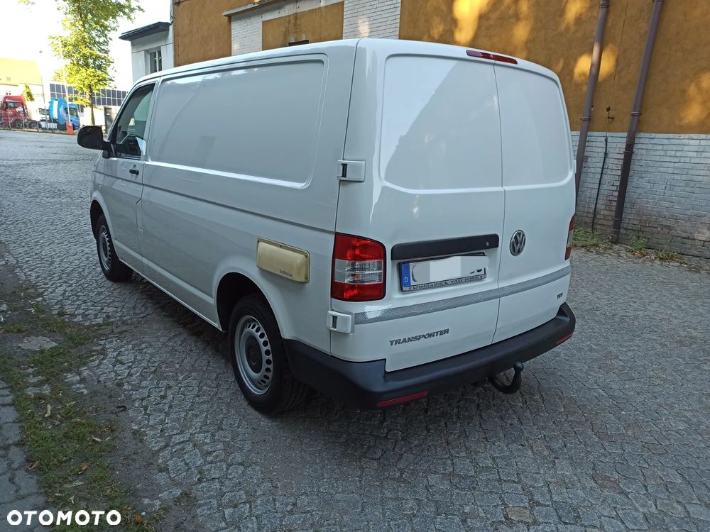 Volkswagen Transporter 2015R T5 Lift 2.0TDi Klima Skrzydełka Hak 2500kg z Niemiec Koła Lato + Zima - 3