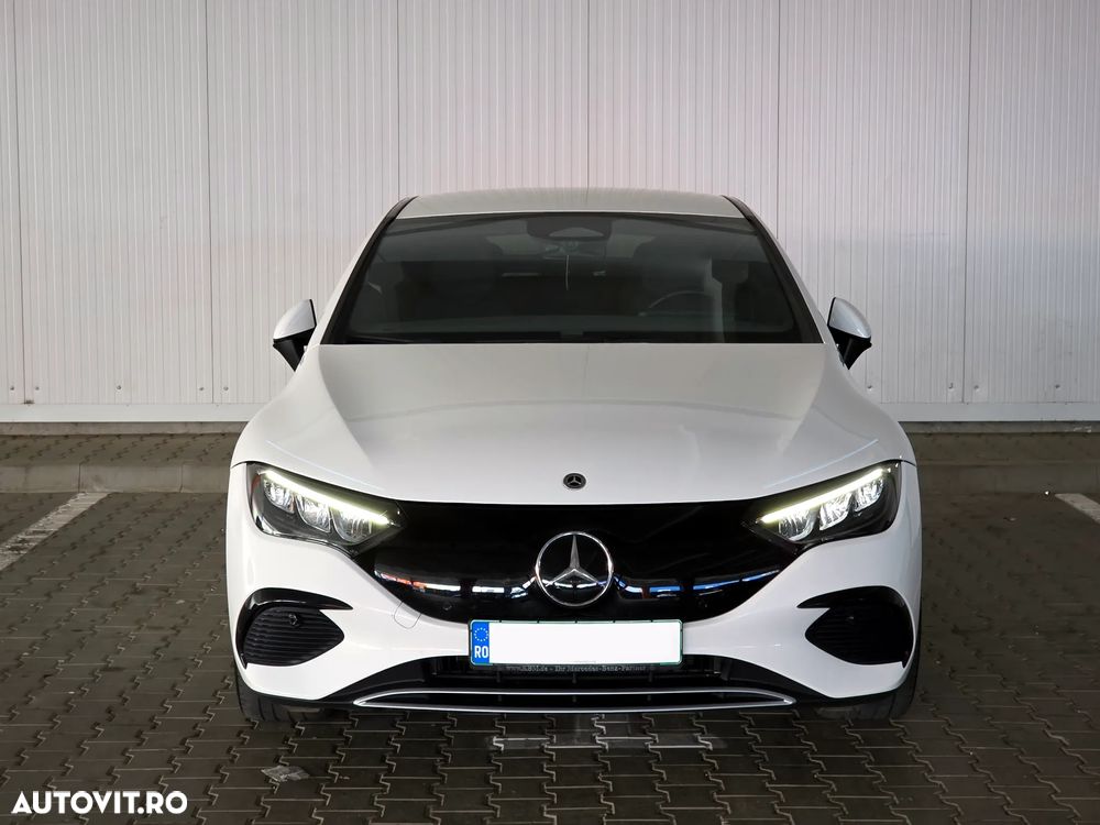 Mercedes-Benz EQE 300 - 34